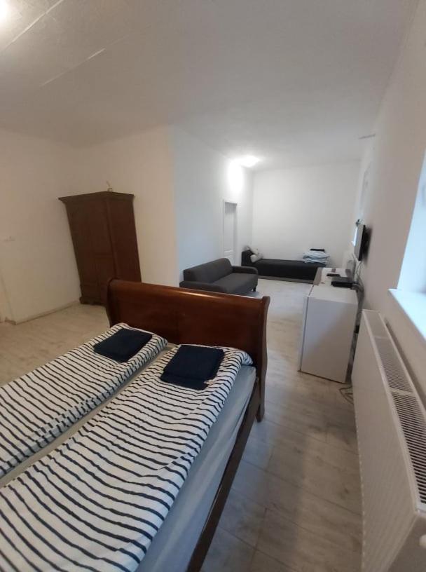 Green Paradise Vendeg Es Rendezvenyhaz Apartment Szentpeterfa Екстериор снимка
